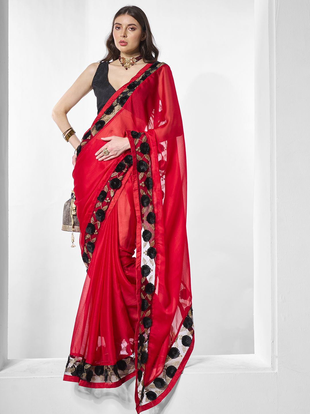 

Mitera Embellished Sequinned Pure Chiffon Saree, Red