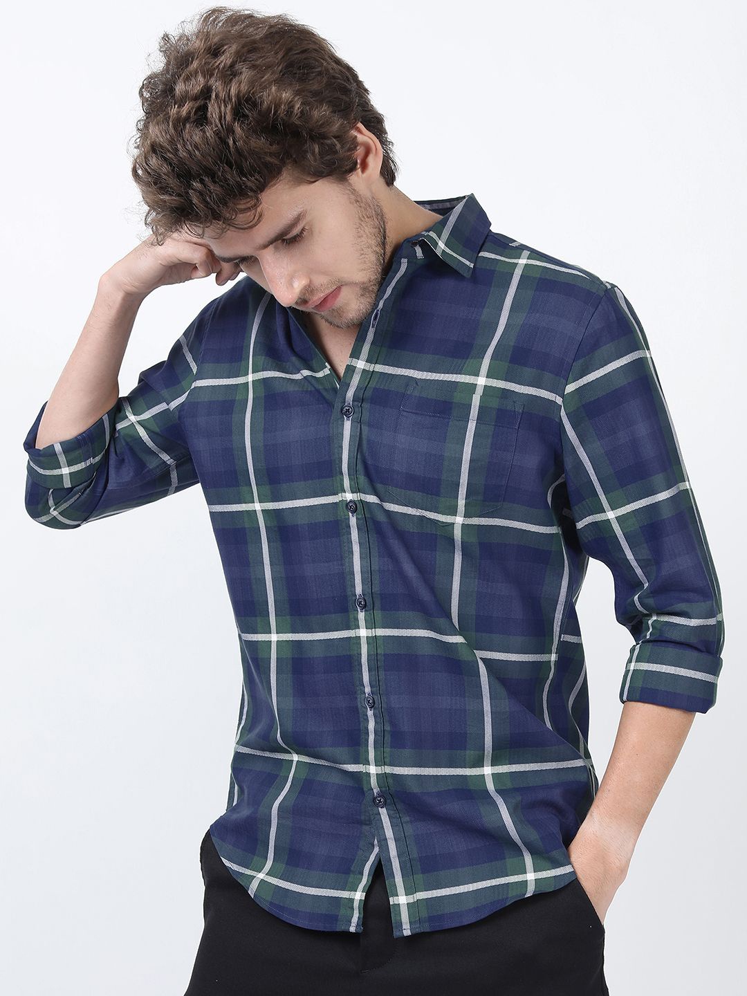 

Highlander Mens Checked Slim Fit Shirt, Navy blue