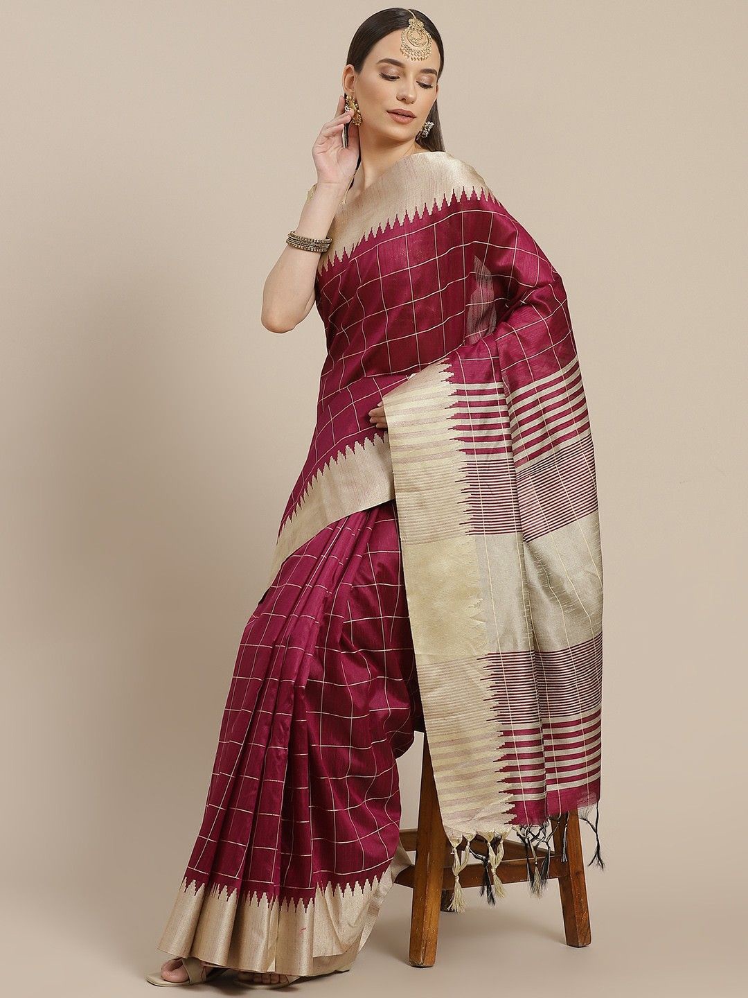 

Anouk Checked Zari Silk Blend Saree, Burgundy