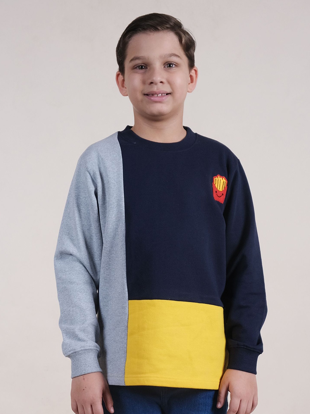 

KiddoPanti Boys Colourblocked Round Neck Sweatshirt, Navy blue