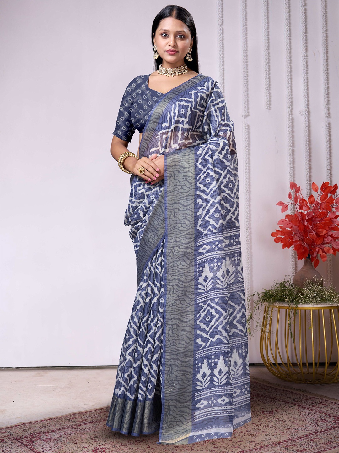 

V3 FASHION STUDIO Ethnic Motifs Zari Pure Cotton Ikat Saree, Grey