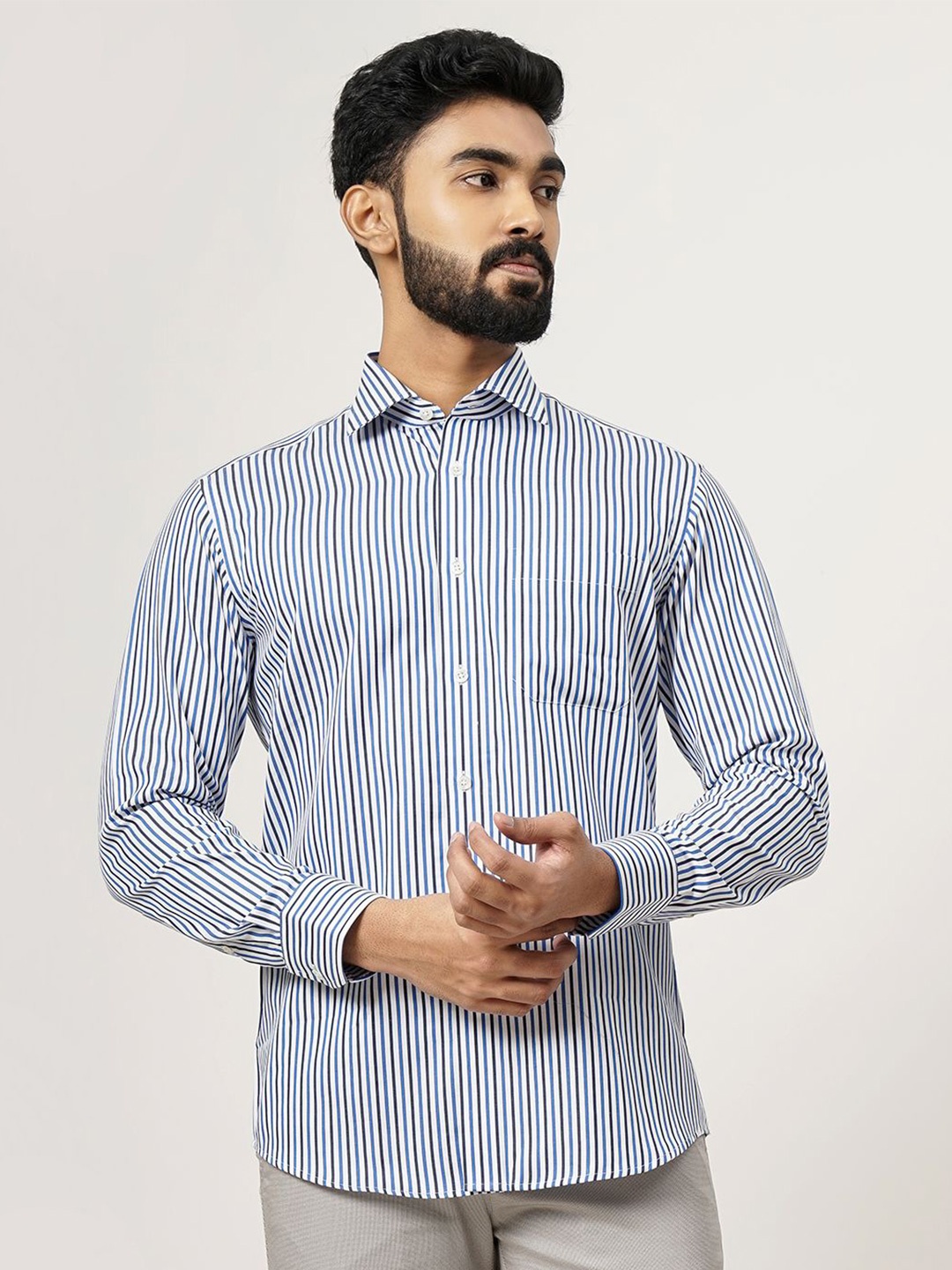 

JADE BLUE Men Cutaway Collar Vertical Striped Cotton Slim Fit Formal Shirt