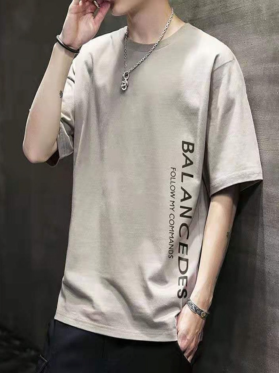 

StyleCast Men Mandarin Collar Applique T-shirt, Grey