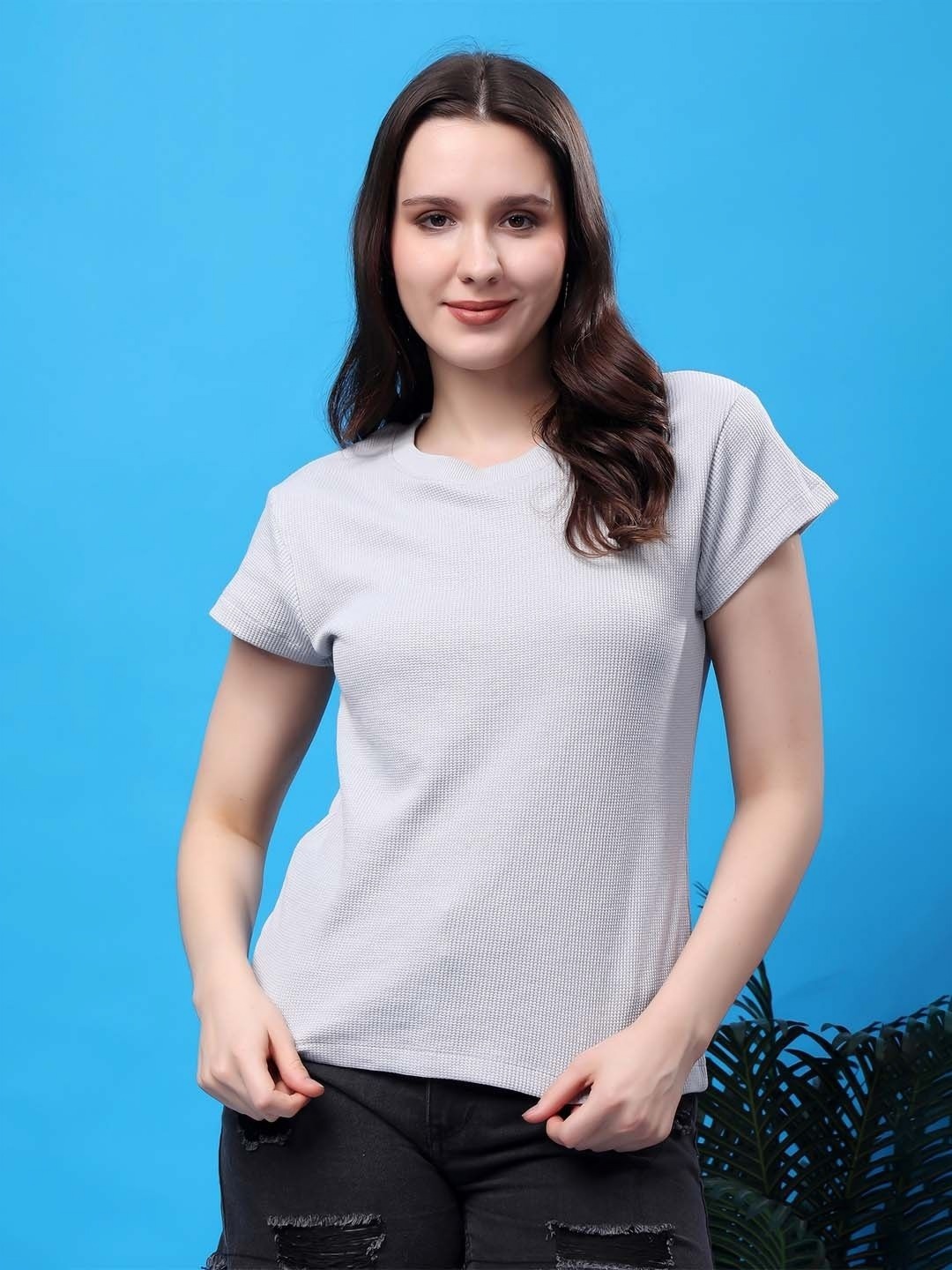 

Friskers Women Solid Round Neck Cotton Slim Fit T-shirt, Grey
