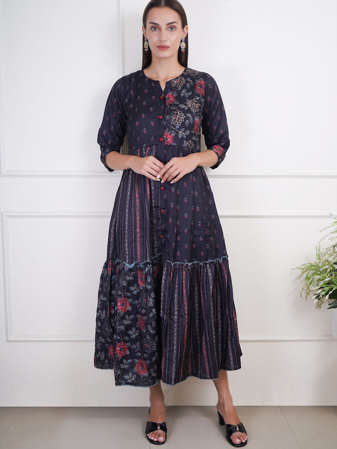 

Adwitiya Women Floral Satin Fit & Flare Maxi Dress, Black
