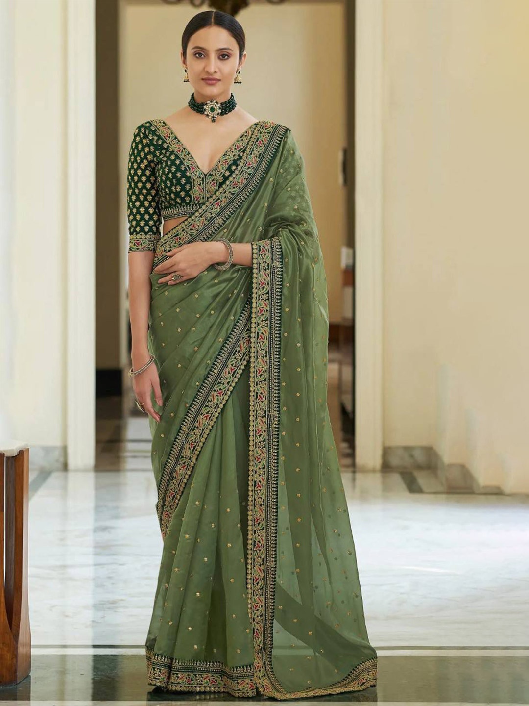 

LeeliPeeri Designer Floral Embroidered Organza Saree, Green