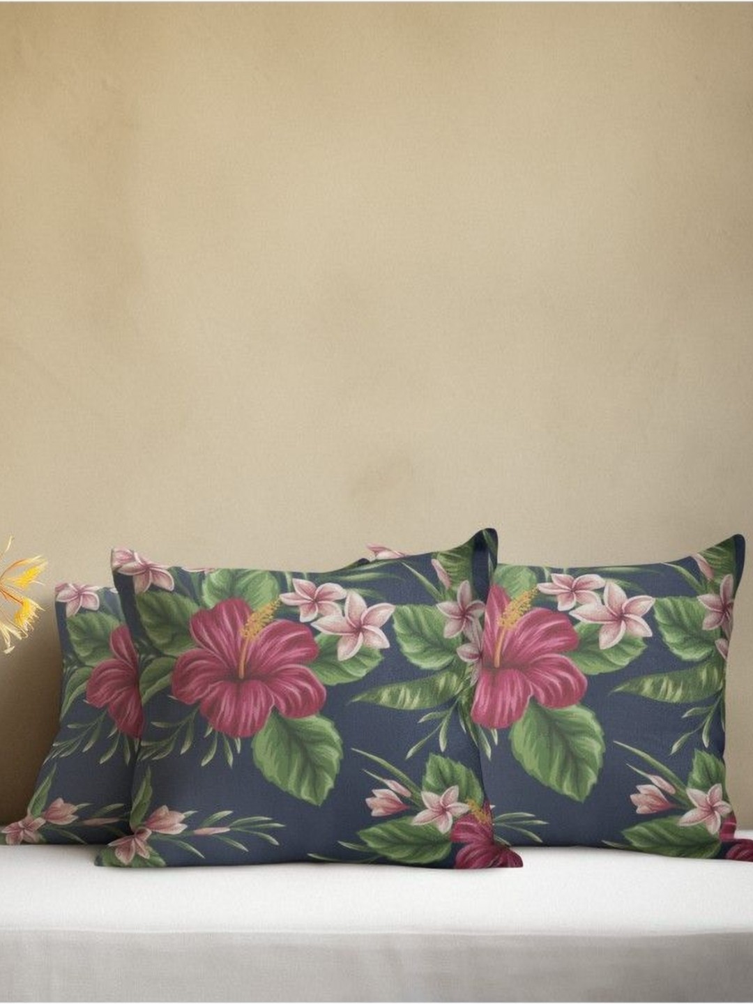 

THEYAYACAFE Black & Green 3 Pieces Floral Velvet Square Cushion Covers