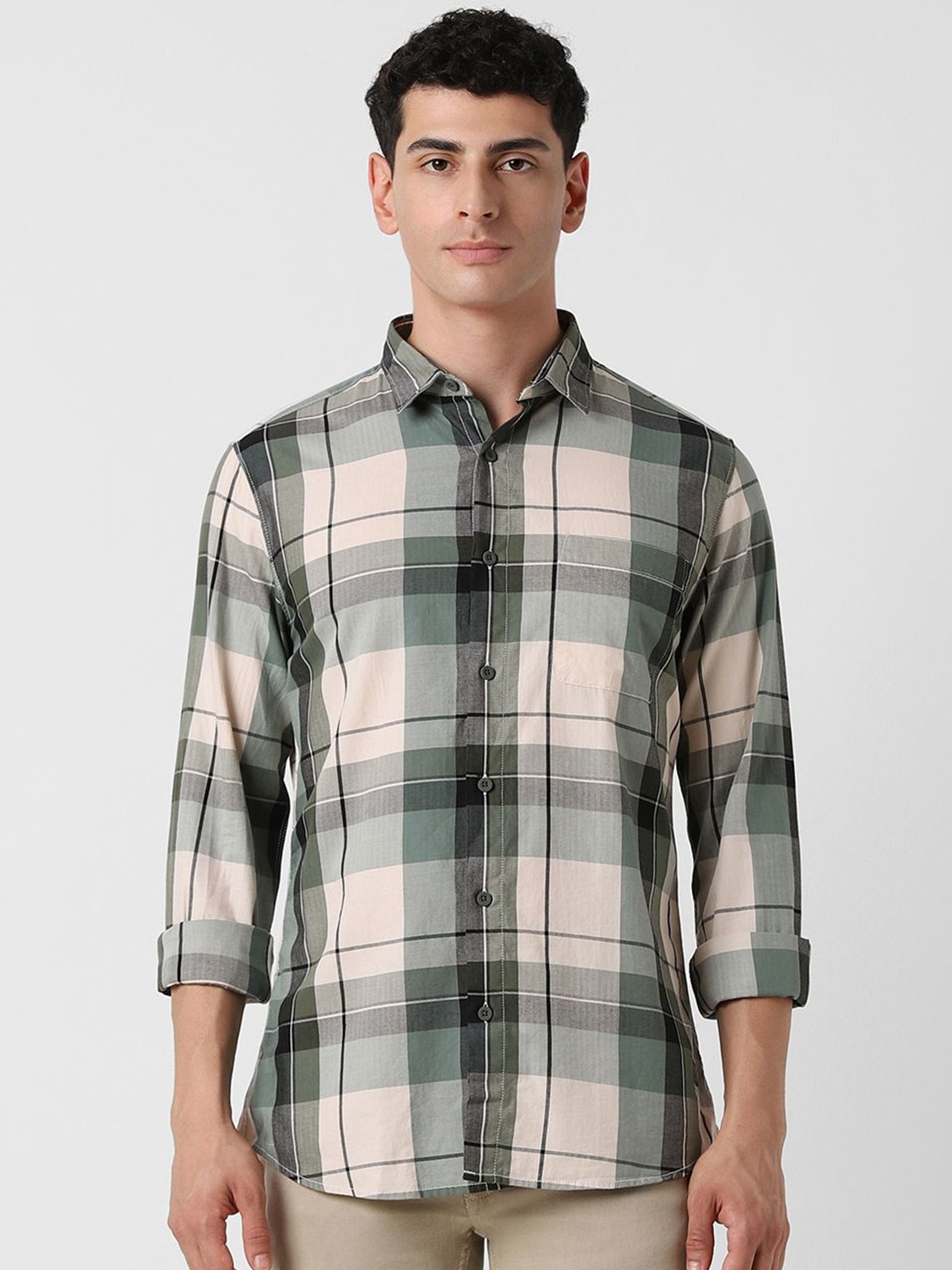 

VAN HEUSEN DENIM LABS Men Spread Collar Checked Cotton Slim Fit Casual Shirt, Green