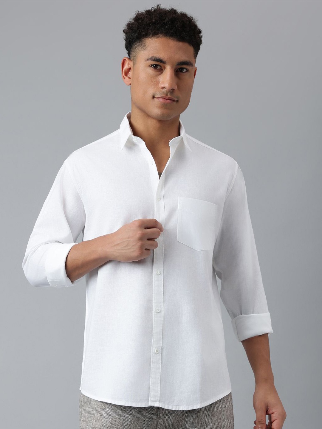 

Richlook Men Comfort Spread Collar Solid Cotton Casual Shirt, White