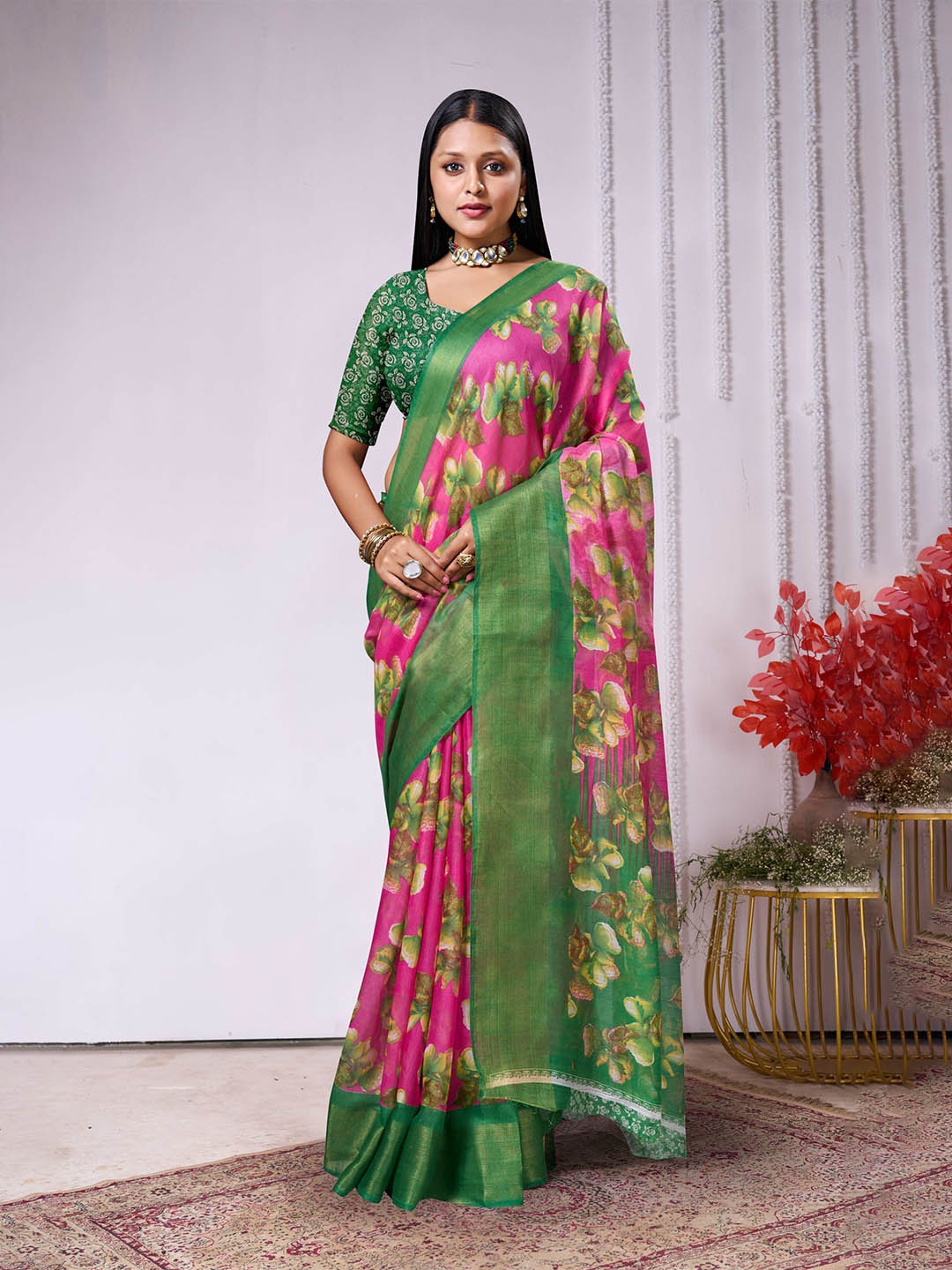 

Mitera Floral Zari Pure Cotton Ikat Saree, Pink