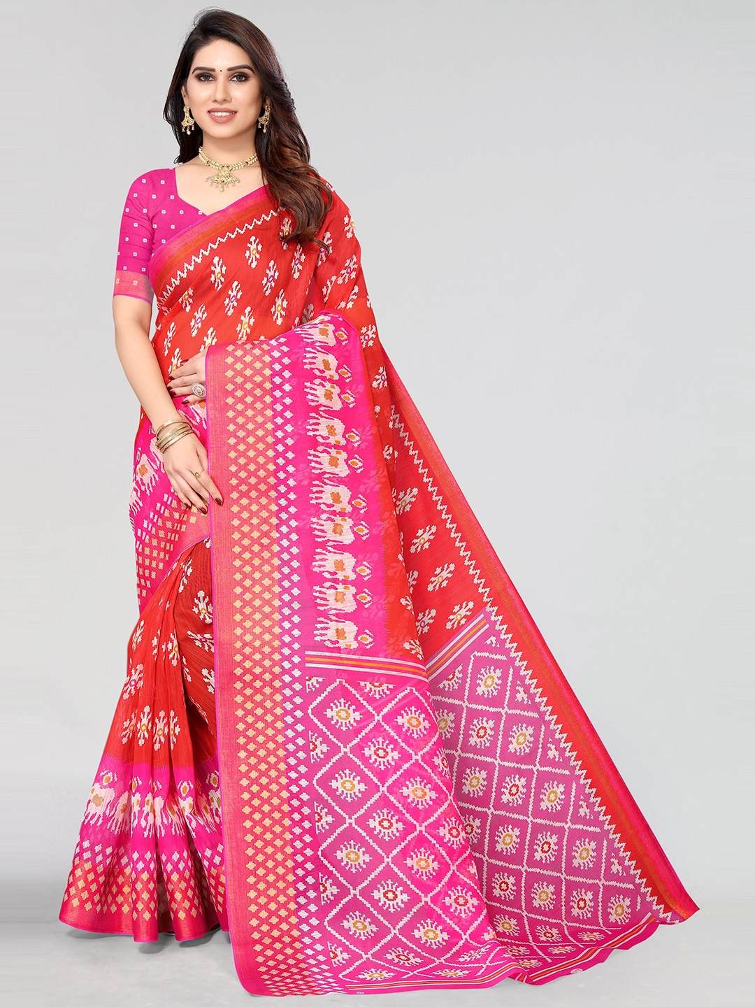 

VIRICA Floral Phulkari Printed Saree, Red
