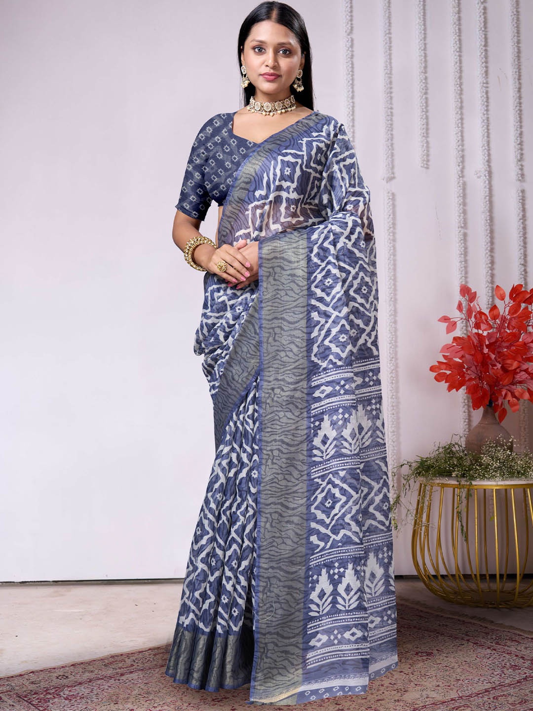 

Mitera Ethnic Motifs Zari Pure Cotton Ikat Saree, Grey