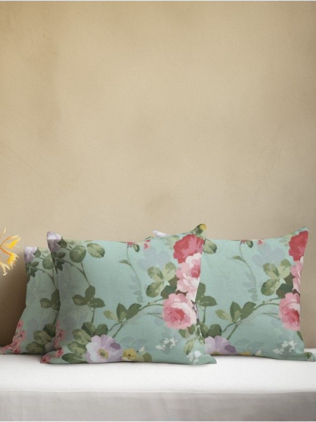 

THEYAYACAFE Green & Red 3 Pieces Floral Velvet Square Cushion Covers