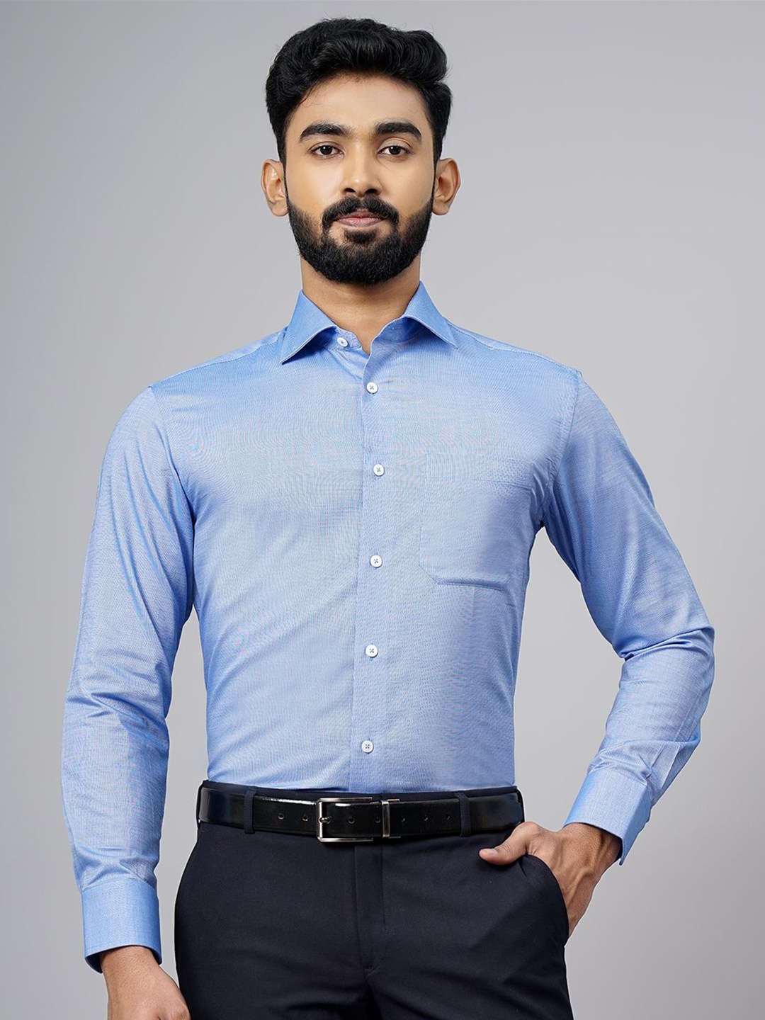 

JADE BLUE Men Cutaway Collar Solid Cotton Slim Fit Formal Shirt