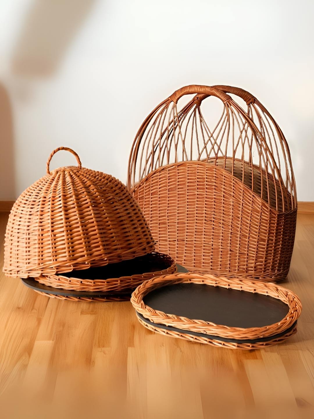 

Peepul Tree Brown & Black 2 Pcs Textured Wooden Serving Platter & Basket