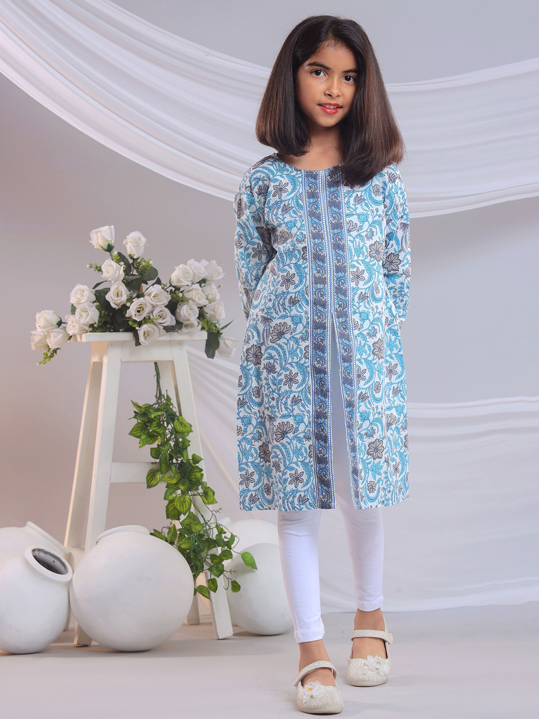

BAESD Girls Ethnic Motifs Printed Floral Kurta, Blue