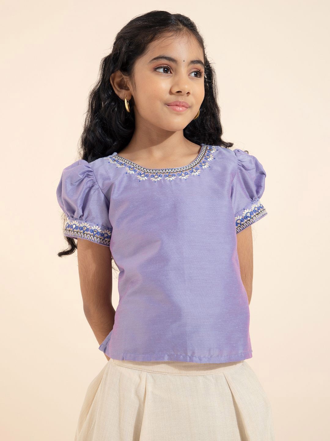 

Maybell Girls Krishna Mural Printed Puffed Sleeves Ready to Wear Lehenga & Blouse, Lavender