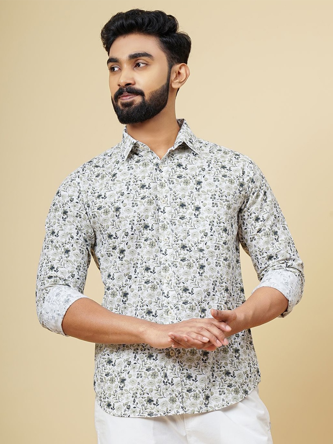 

Greenfibre Men Spread Collar Floral Printed Cotton Slim Fit Casual Shirt, Green