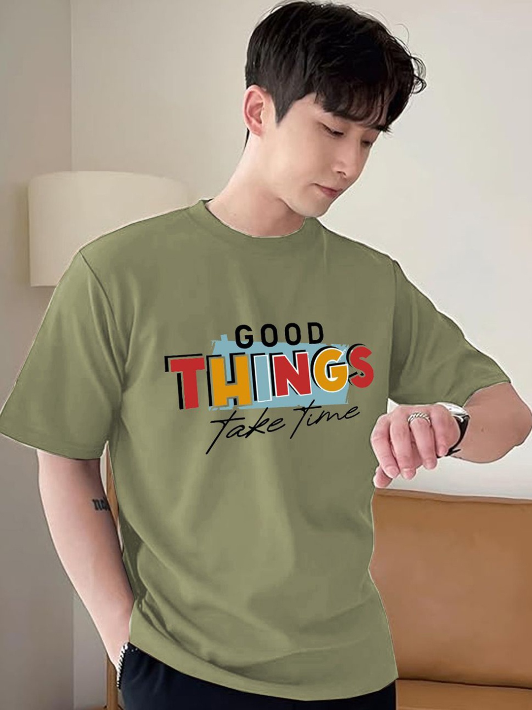 

CLAFOUTIS Men Typography Printed Drop-Shoulder Sleeves Applique T-shirt, Teal