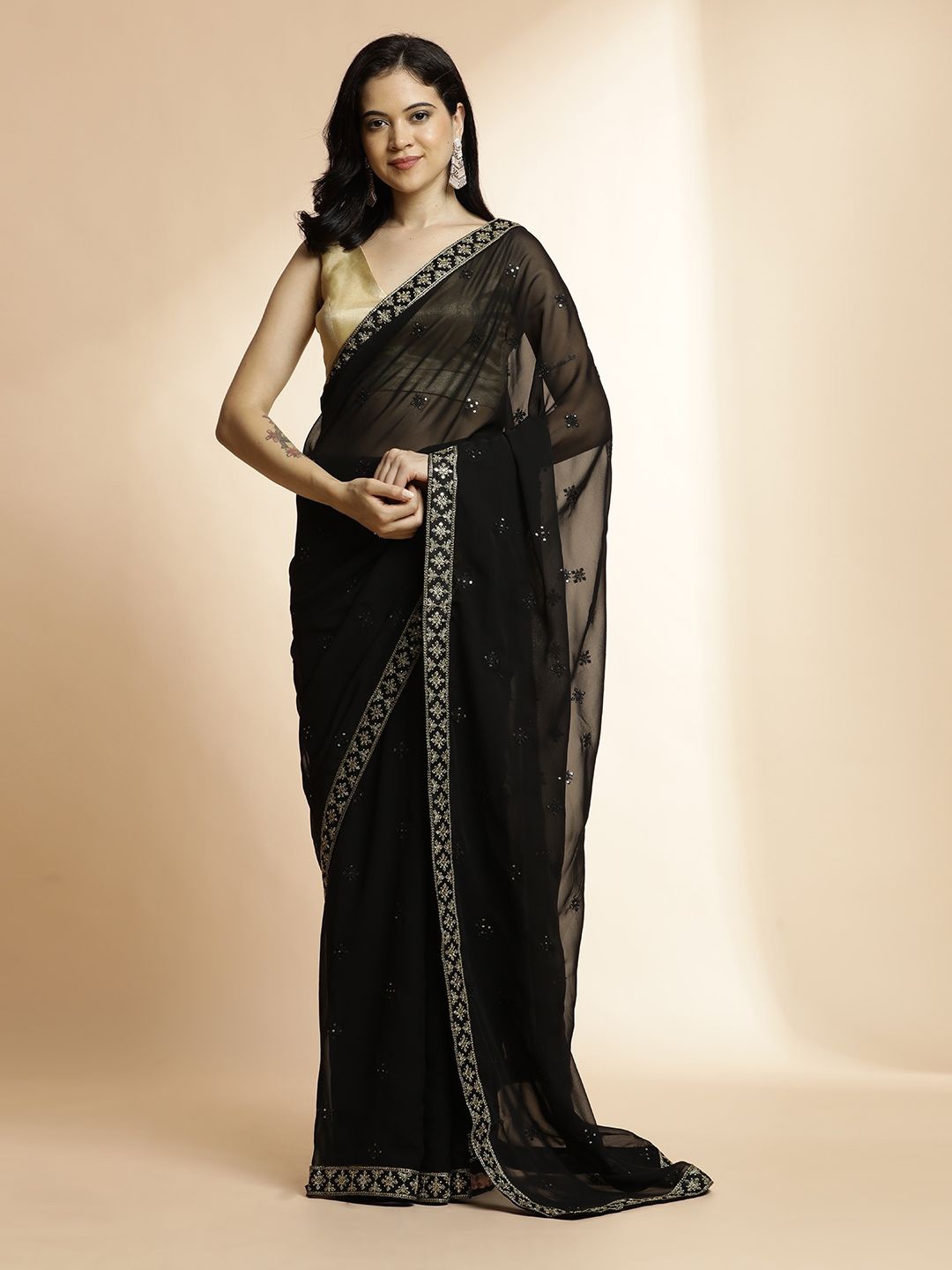 

Jaipur Kurti Floral Embroidered Pure Georgette Saree, Black