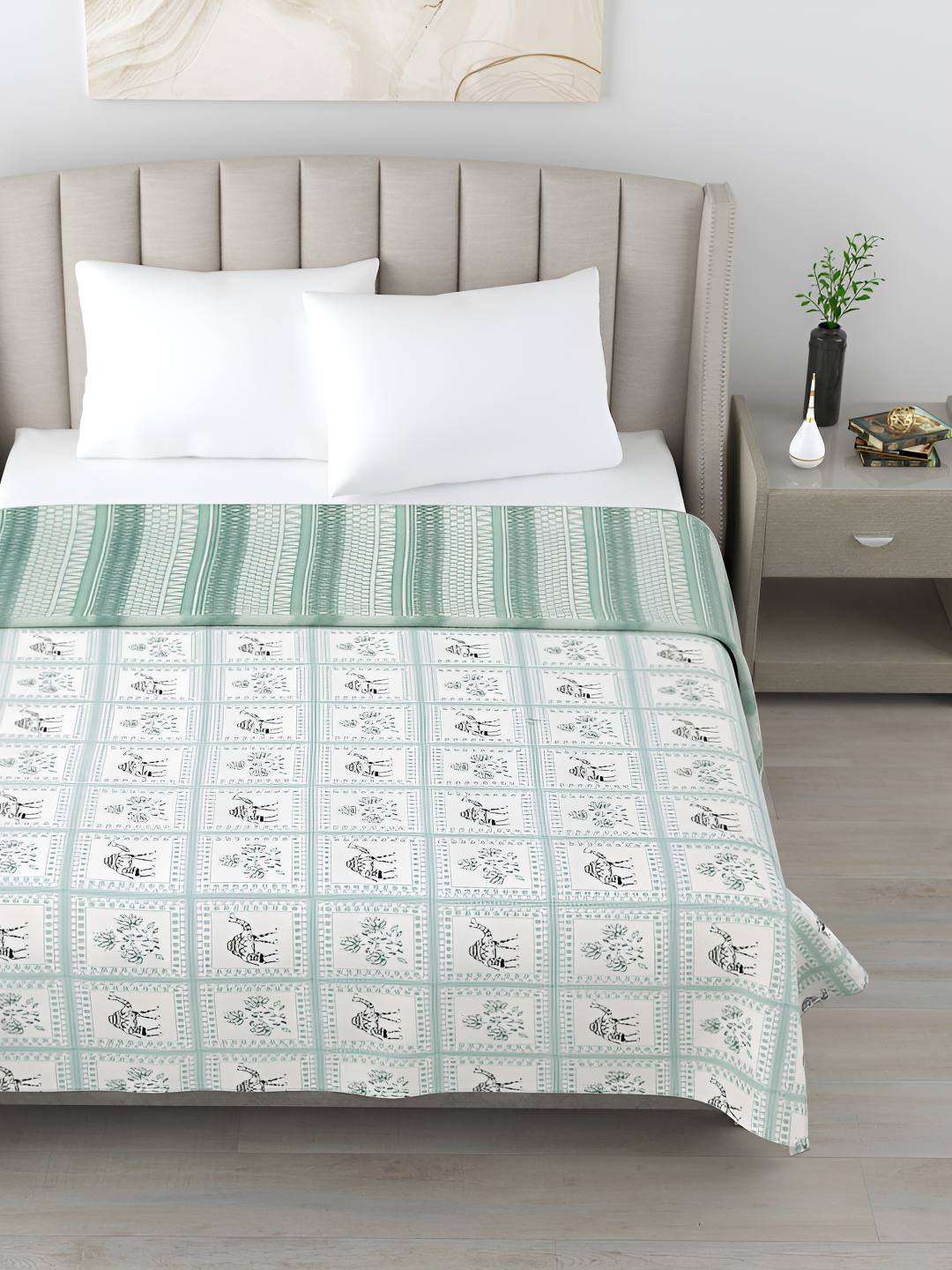 

Jinaya's Green & White Animal Printed Cotton AC Room 300 GSM Reversible Double Bed Dohar