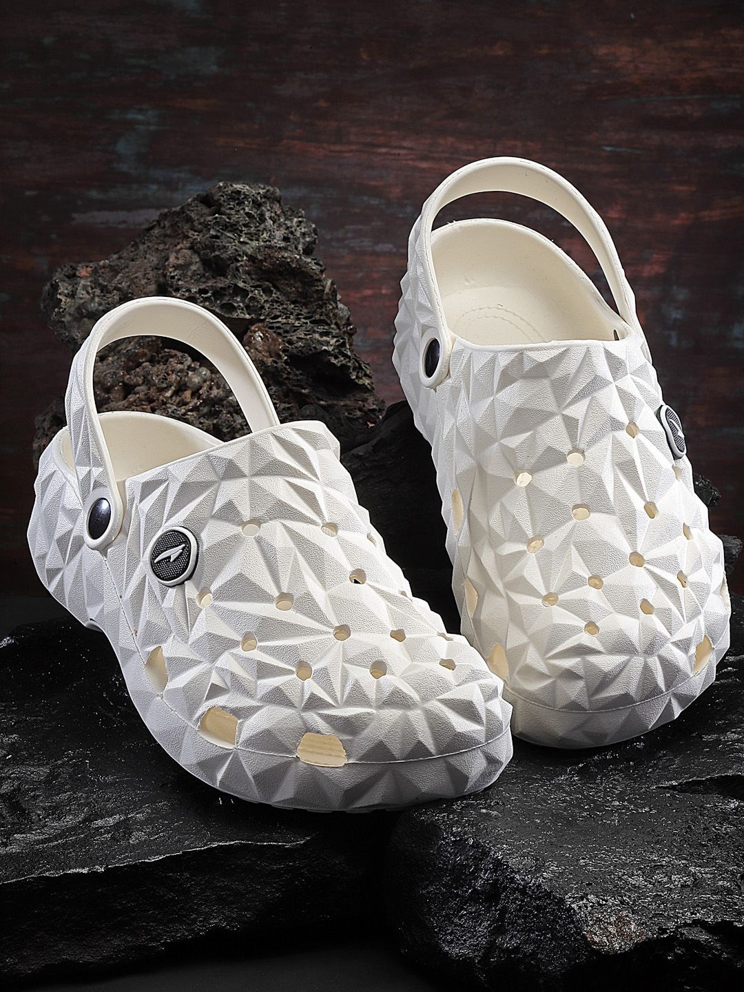 

ASIAN Men Rubber Clogs, Off white