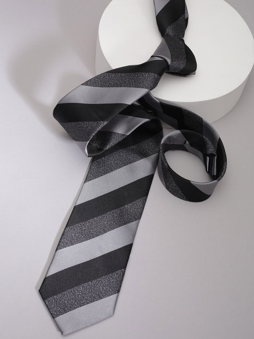 

Louis Philippe Men Striped Broad Tie, Grey