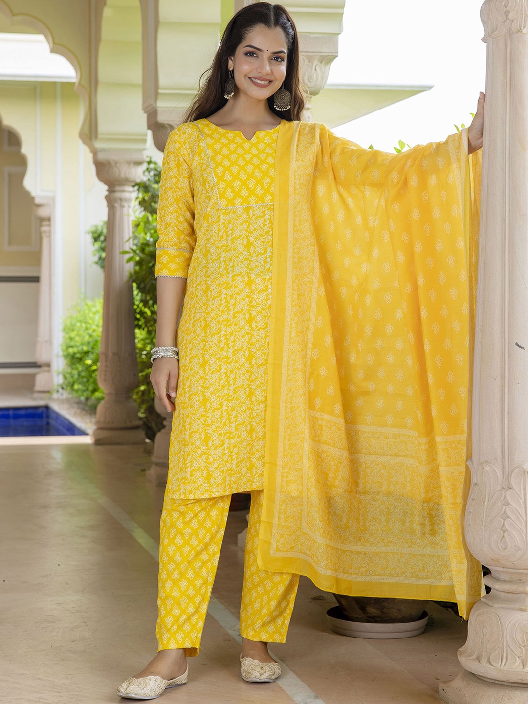 

MAGMINA Floral Printed Gotta Patti Kurta with Trouser & Dupatta, Yellow
