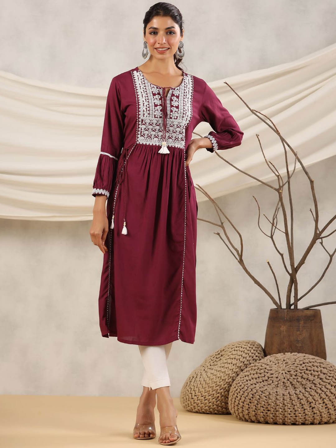 

Readiprint Fashions Floral Embroidered Tie Up Neck Straight Kurta, Maroon