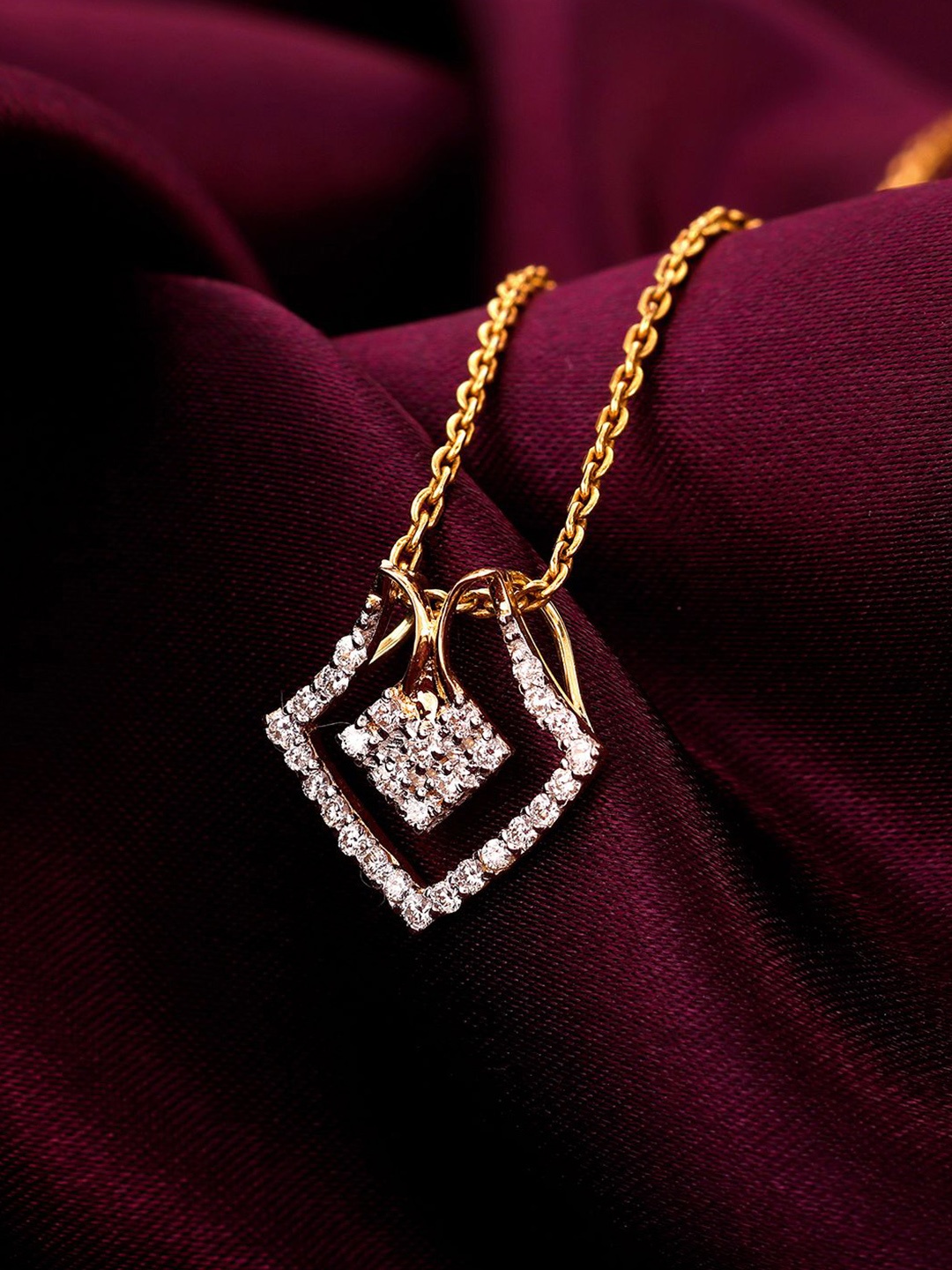 

GIVA 14KT BIS Hall Mark Diamond Pendant, Gold
