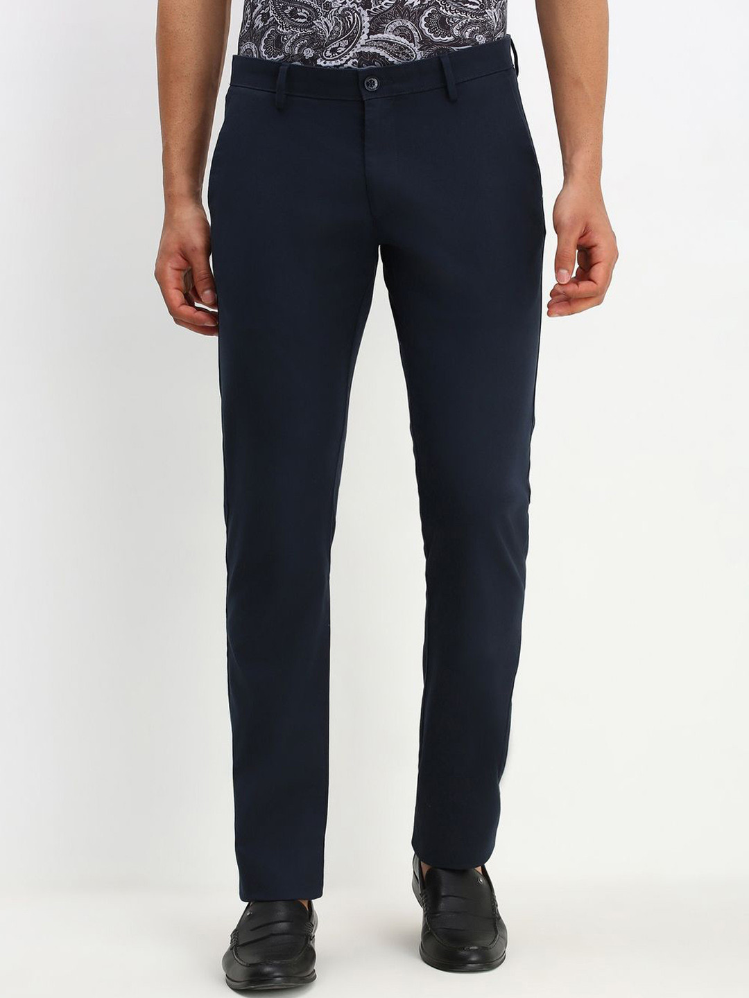 

Allen Solly Men Slim Fit Trousers, Navy blue