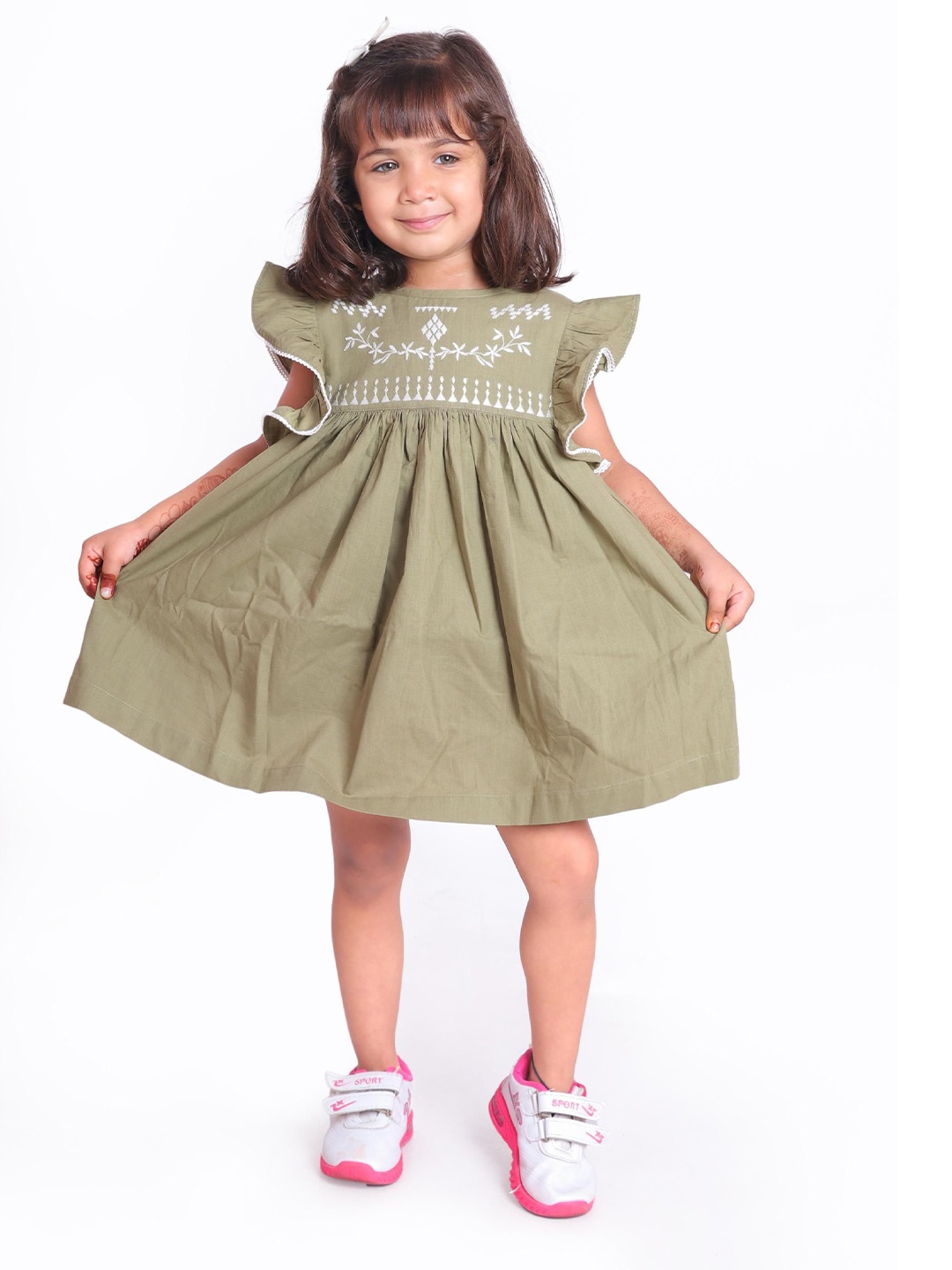 

Miyo Girls solid Flutter Sleeves Cotton Fit & Flare Dress, Green