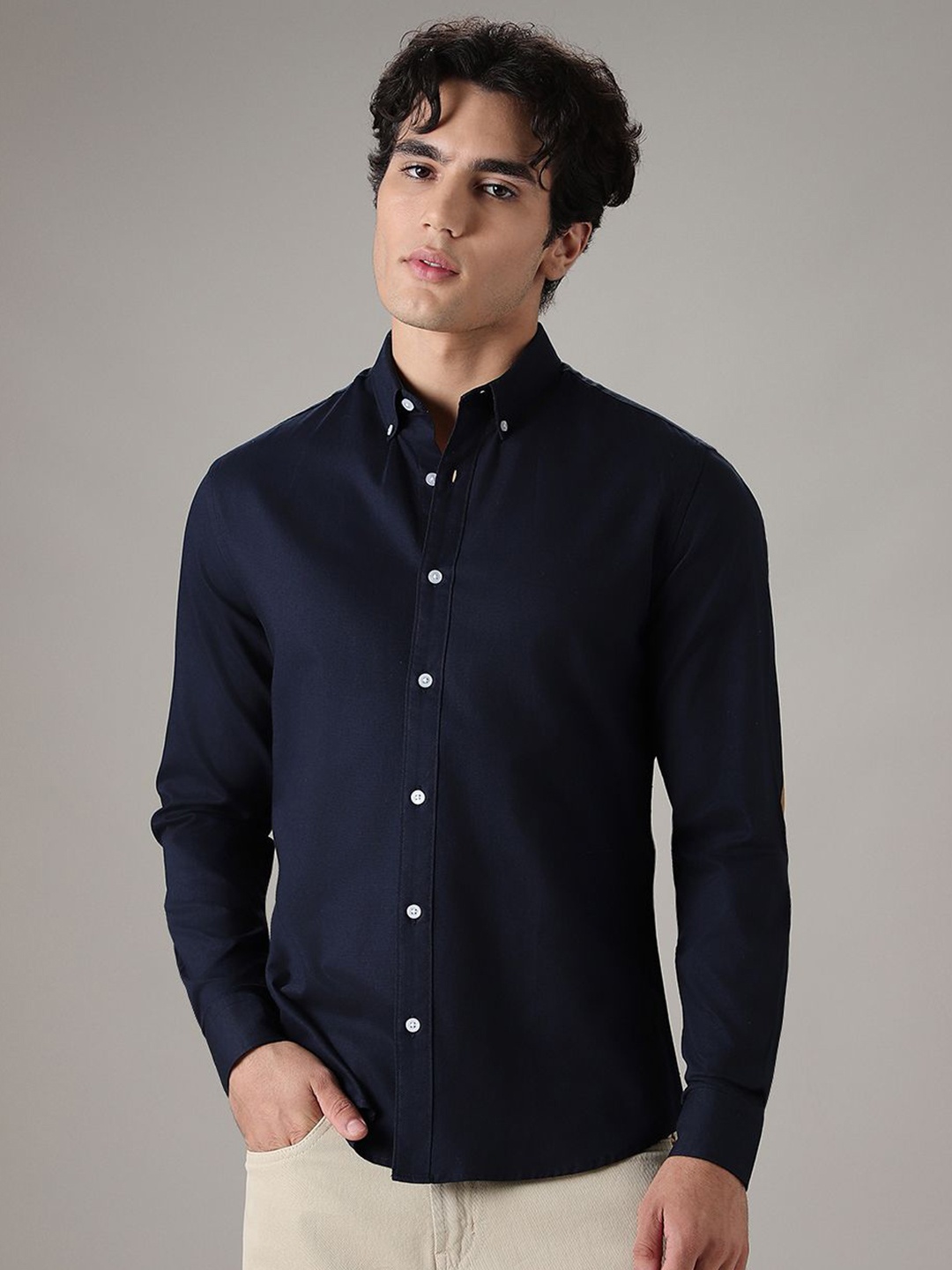 

Banana Club Men Classic Slim Fit Opaque Casual Shirt, Navy blue