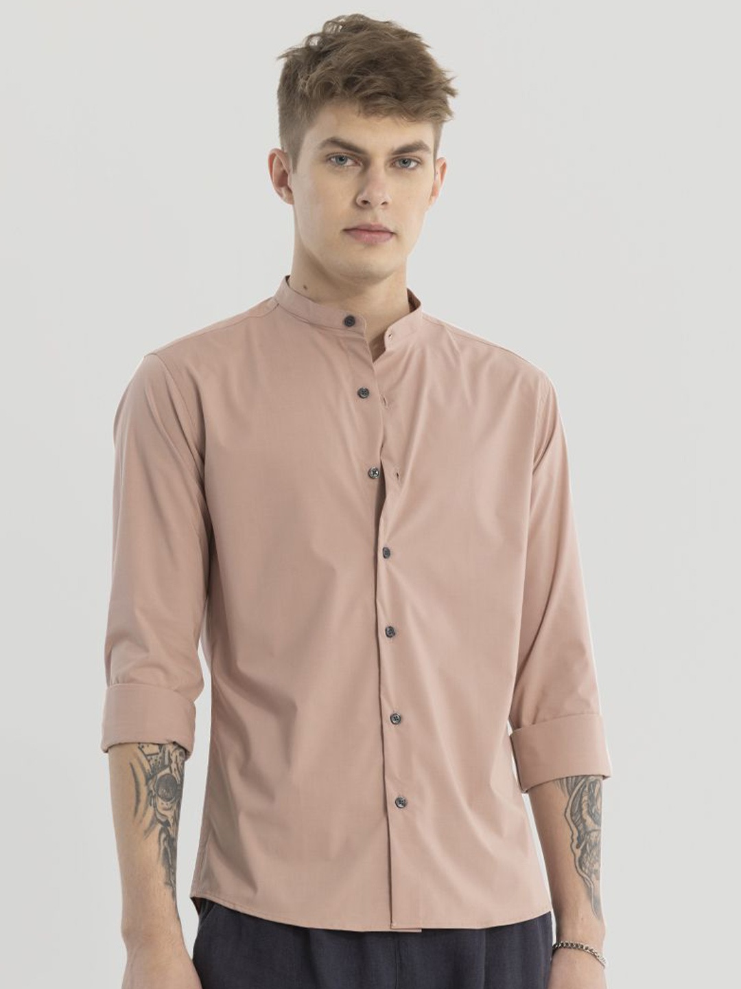 

Snitch Men Smart Band Collar Solid Cotton Slim Fit Casual Shirt, Peach