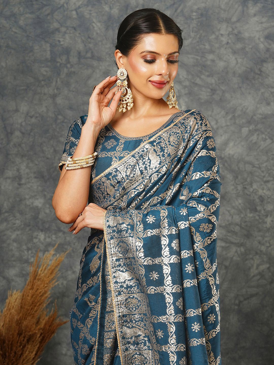 

Satrani Ethnic Motifs Zari Silk Cotton Patola Saree, Blue