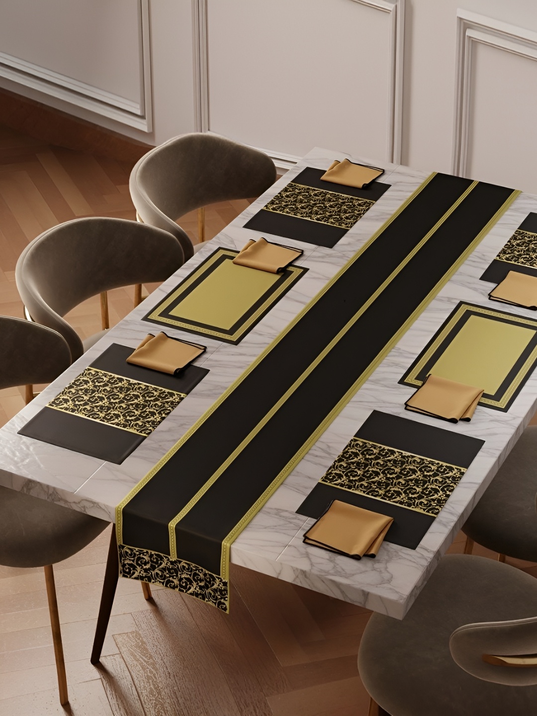 

Stoa Paris 6 Pcs Black & Beige 13 Pieces Printed 6 seater Table Linen Sets