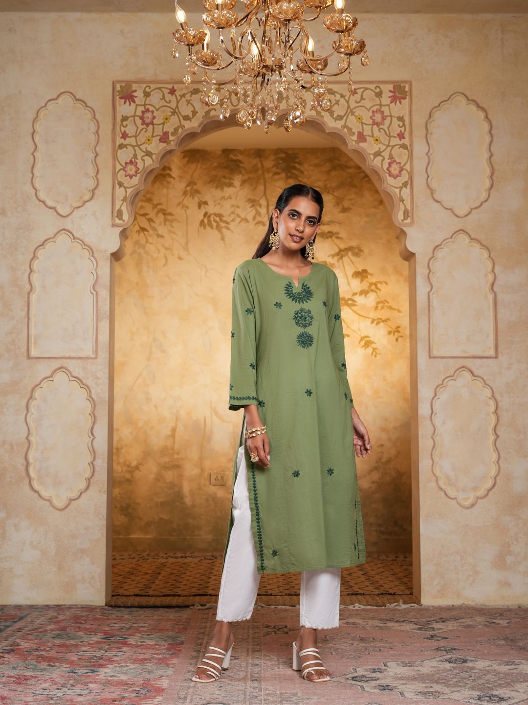 

House of Chikankari Chikankari Woven Kurta, Green