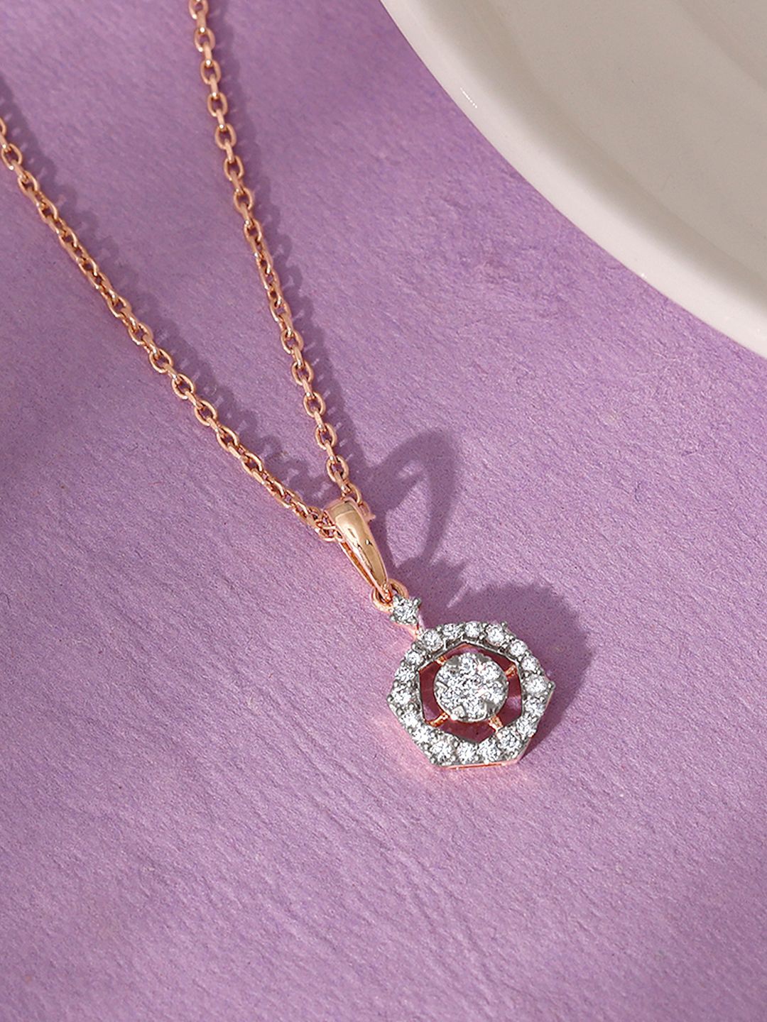 

GIVA Women 18KT BIS Hall Mark Rose Gold Sparkling Floral Diamond Pendant
