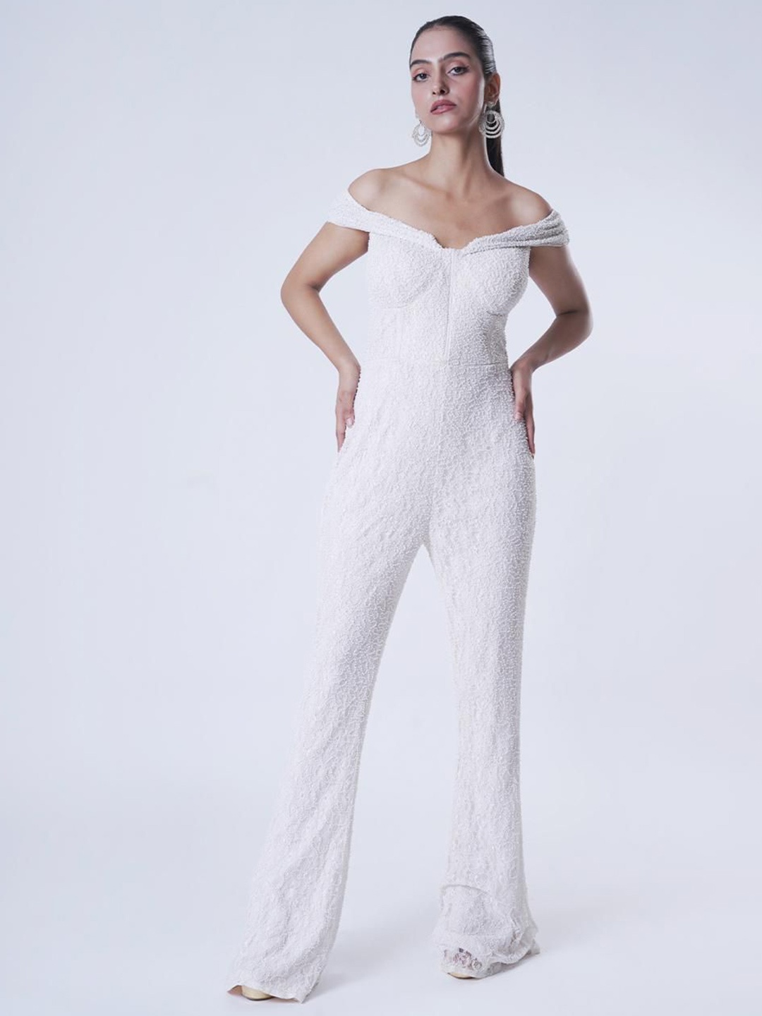

UPGRADE Women Off-Shoulder Basic Jumpsuit, White