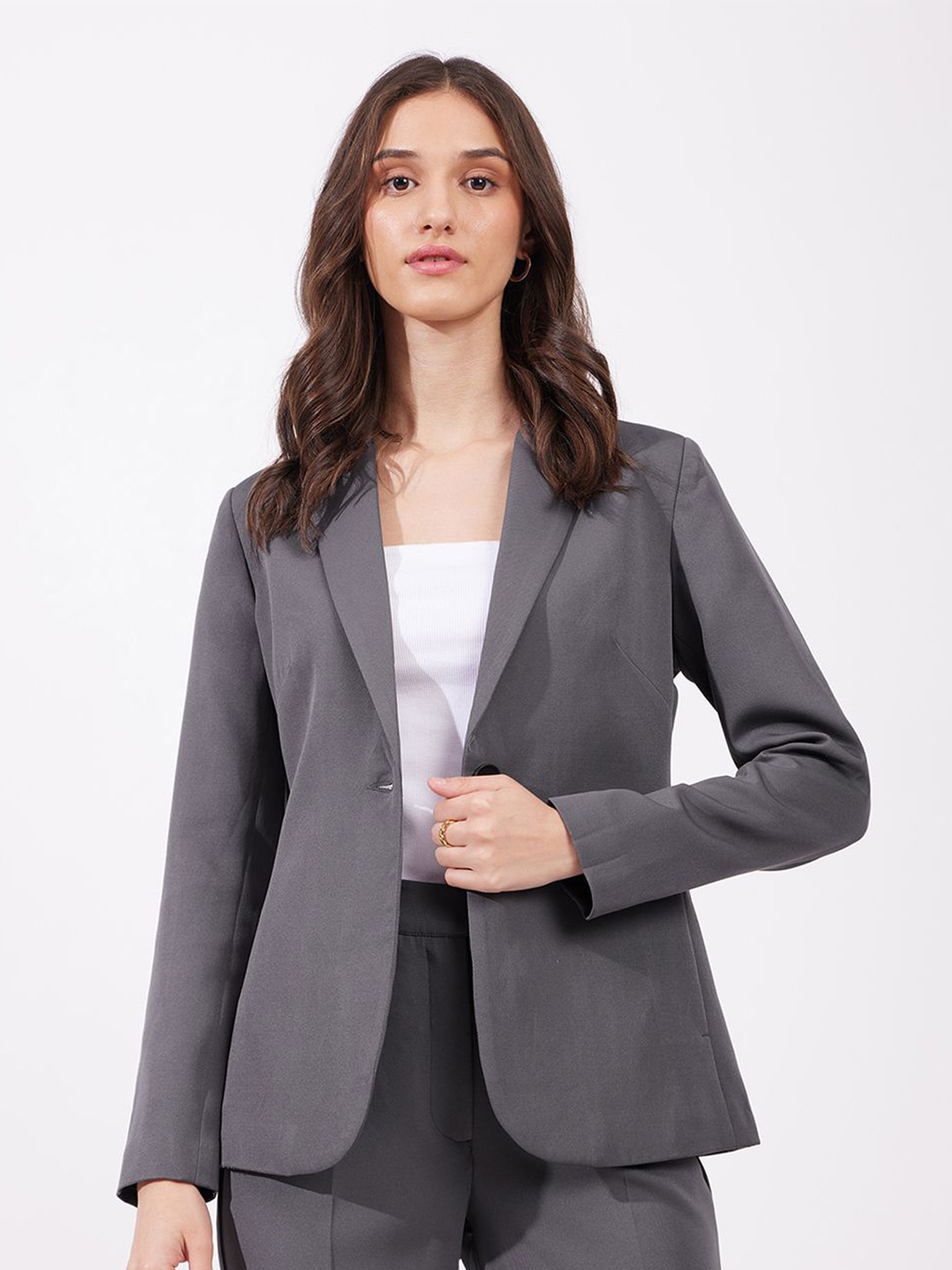 

FableStreet Women Solid Lapel Collar Tailored Jacket, Grey