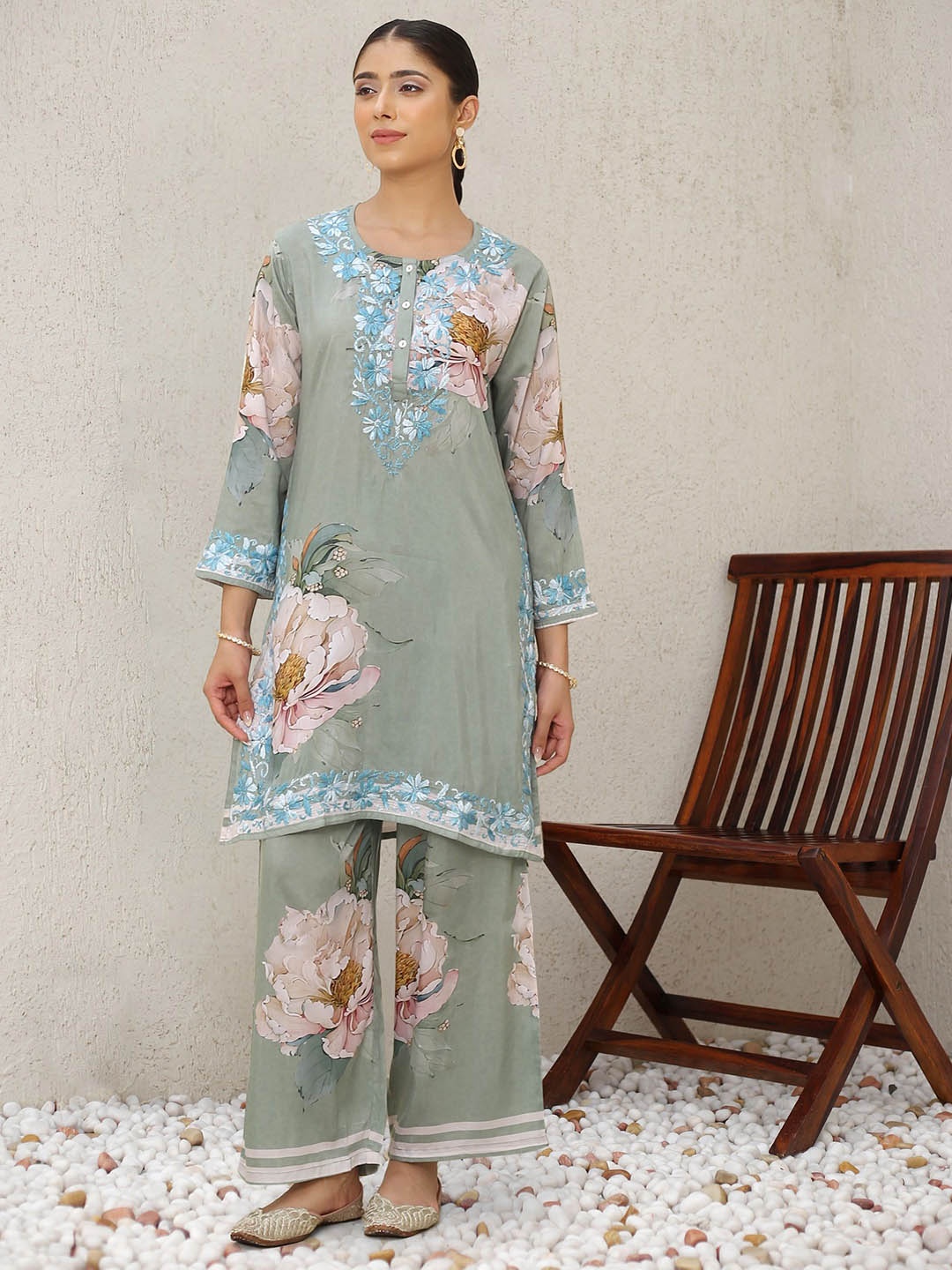 

HOUSE OF KARI Saba Chikankari Floral Printed Tunic & Trousers, Green