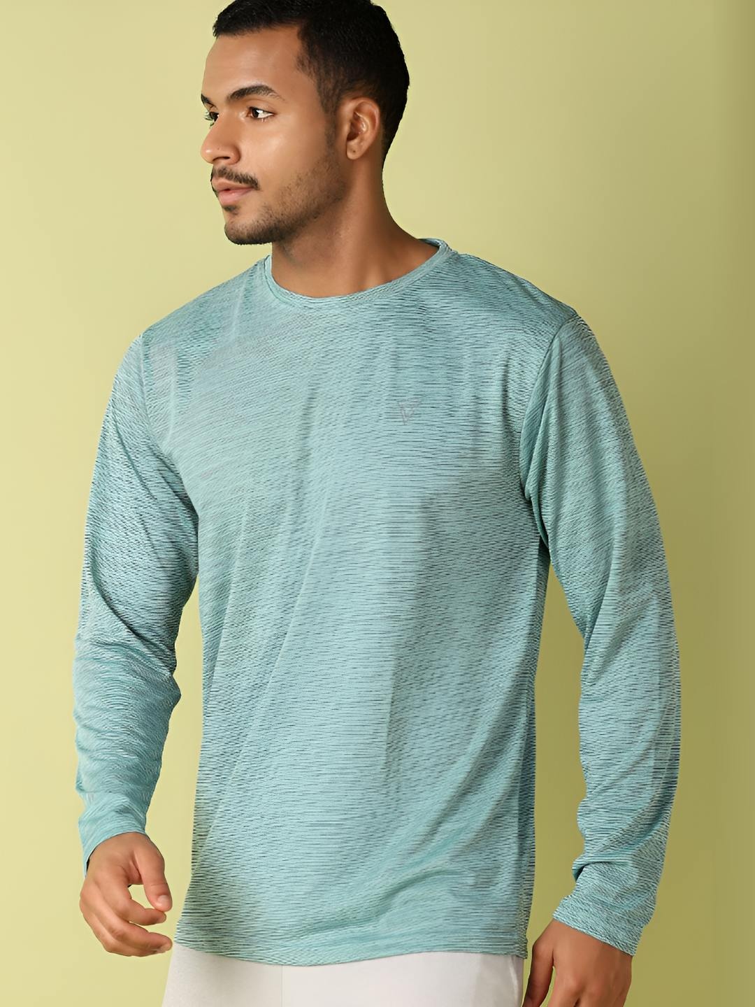 

V-Mart Men Solid Round Neck Cotton T-shirt, Sea green
