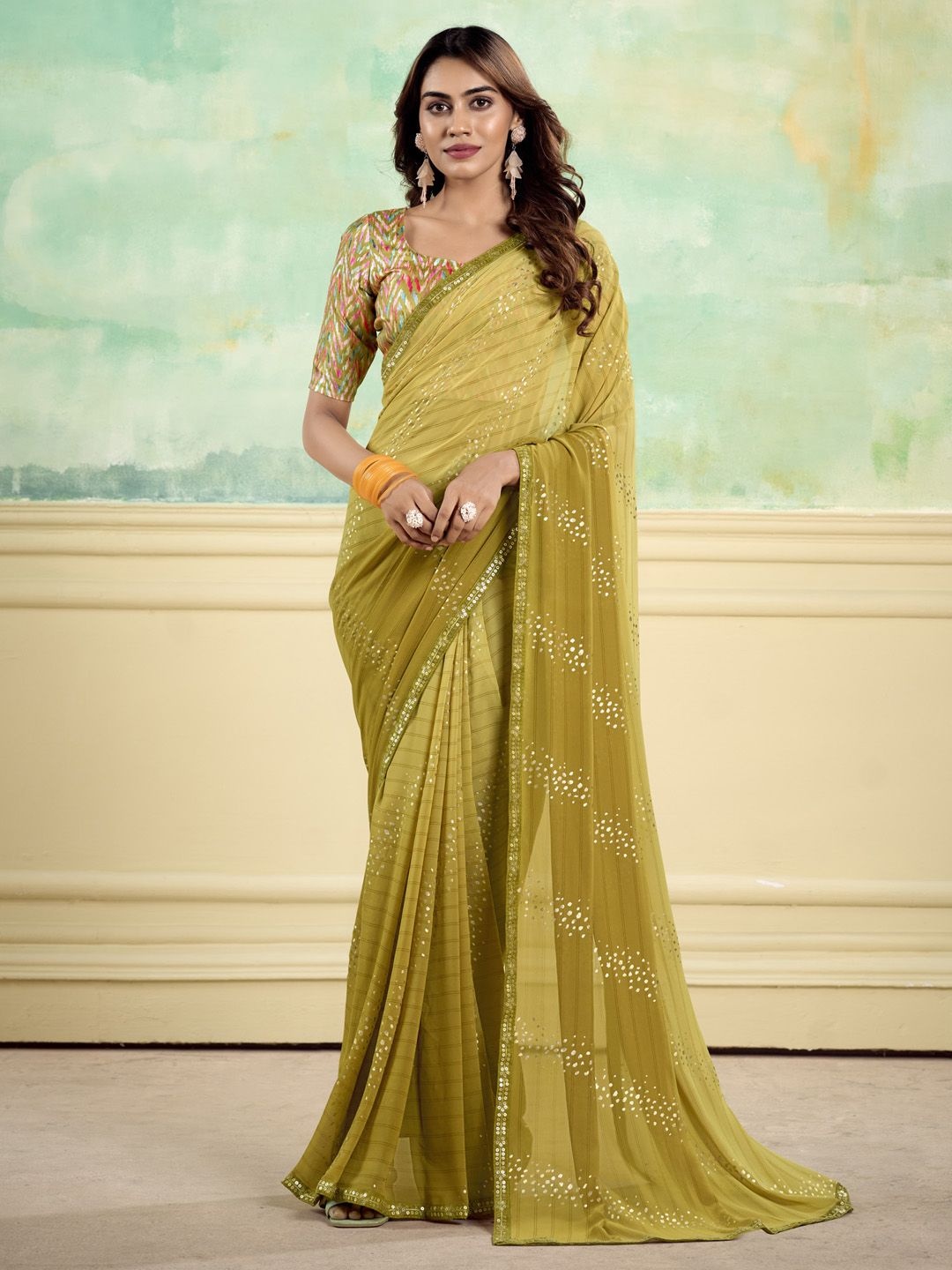 

Anouk Ethnic Sequinned Embellished Saree, Olive