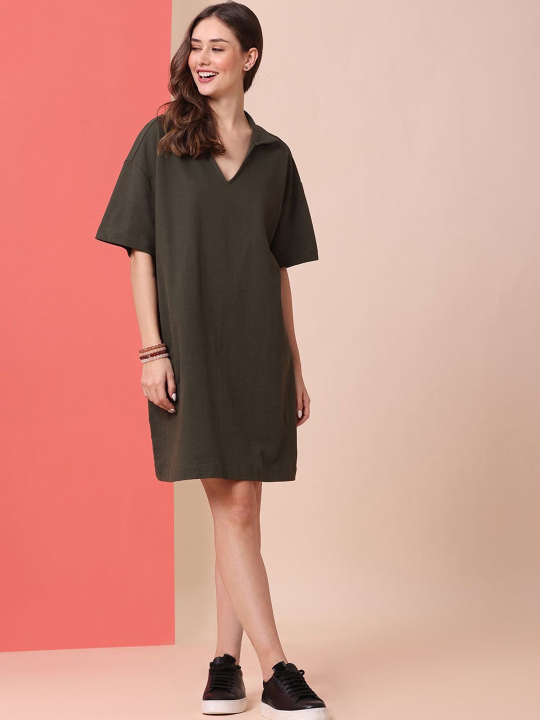 

Chemistry Women T-shirt Short Sleeves Dress, Olive