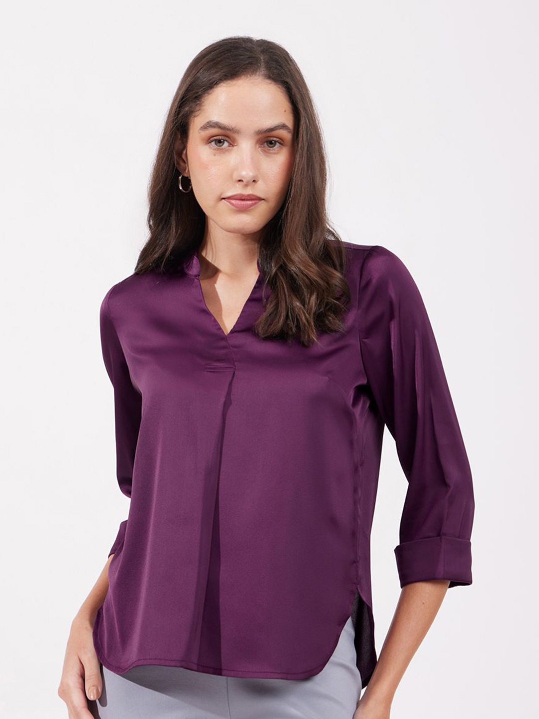 

FableStreet Women Solid Mandarin Collar Top, Burgundy