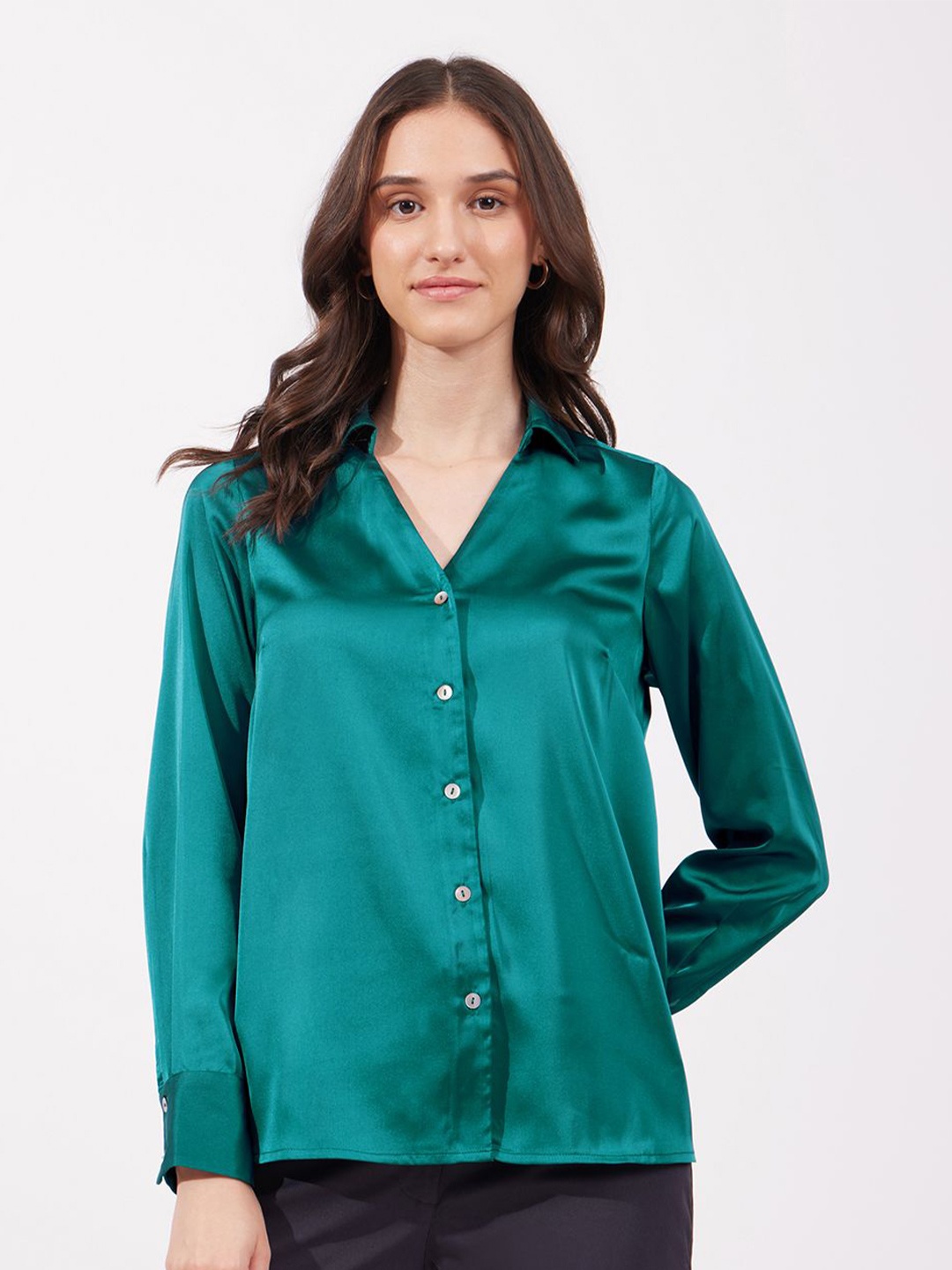 

FableStreet Women Spread Collar Solid Casual Shirt, Green