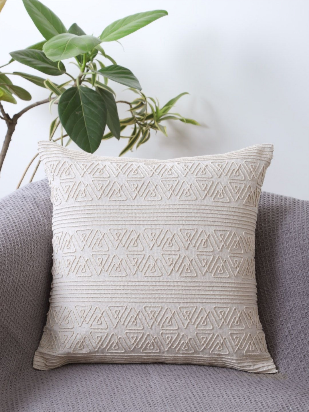 

Jamio Firati White Self Design Cotton Square Cushion Cover