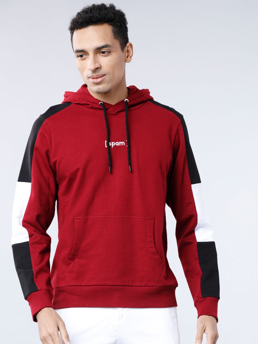 

HIGHLANDER Men Colourblocked Hooded Pullover Sweatshirt, Maroon