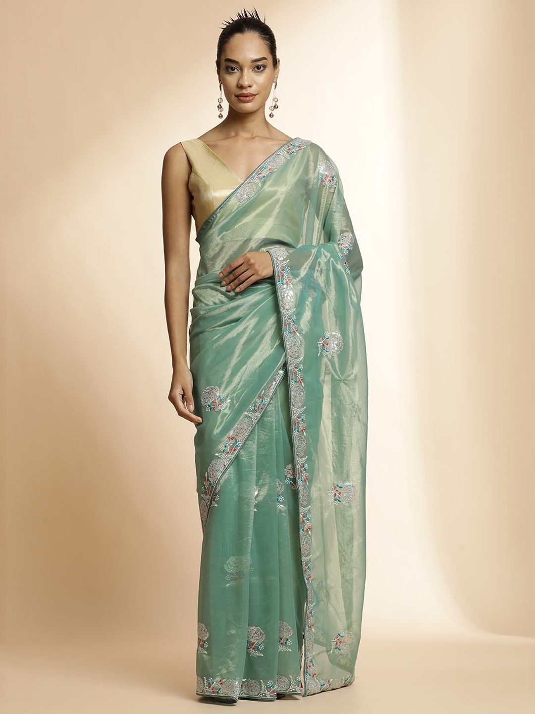 

Jaipur Kurti Floral Sequinned Net Saree, Green