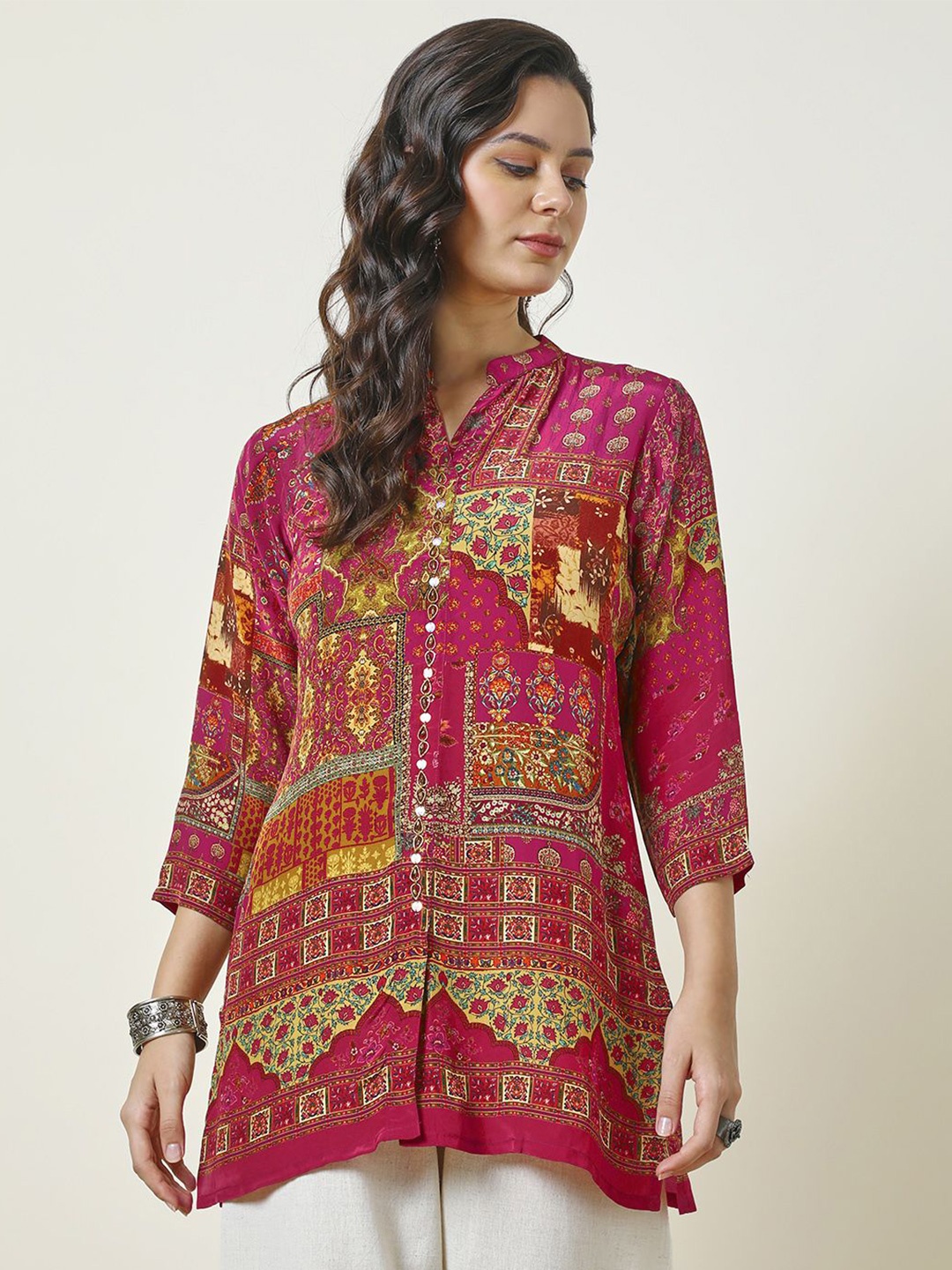 

Soch Women Mandarin Collar Printed Ethnic Tunic, Pink